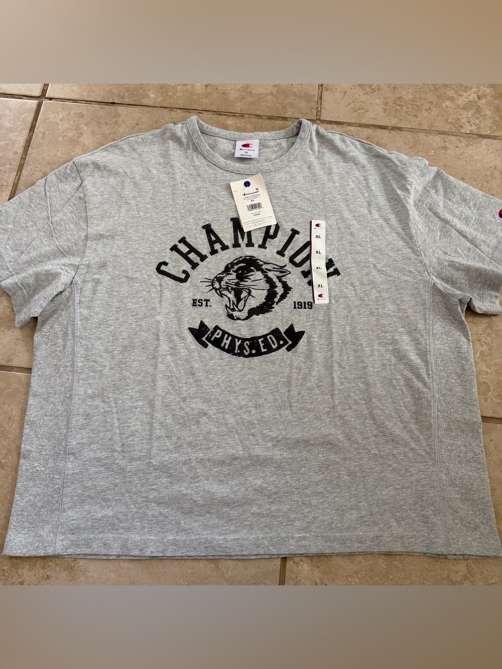 Champion Phys Ed Cougar Graphic Tee Men's Size XL Gray Boxy T Shirt NWT